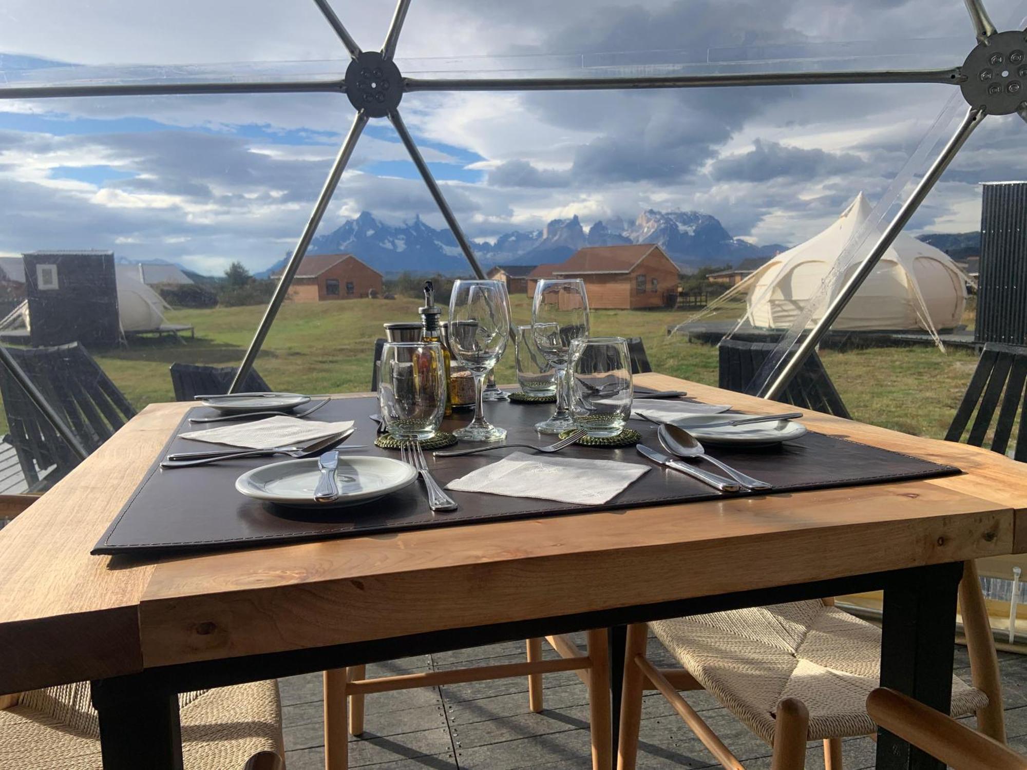 Chilenativo Riverside Camp Torres del Paine National Park ภายนอก รูปภาพ